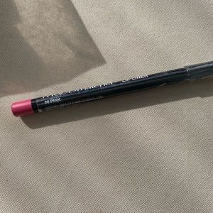 Pink color lip liner